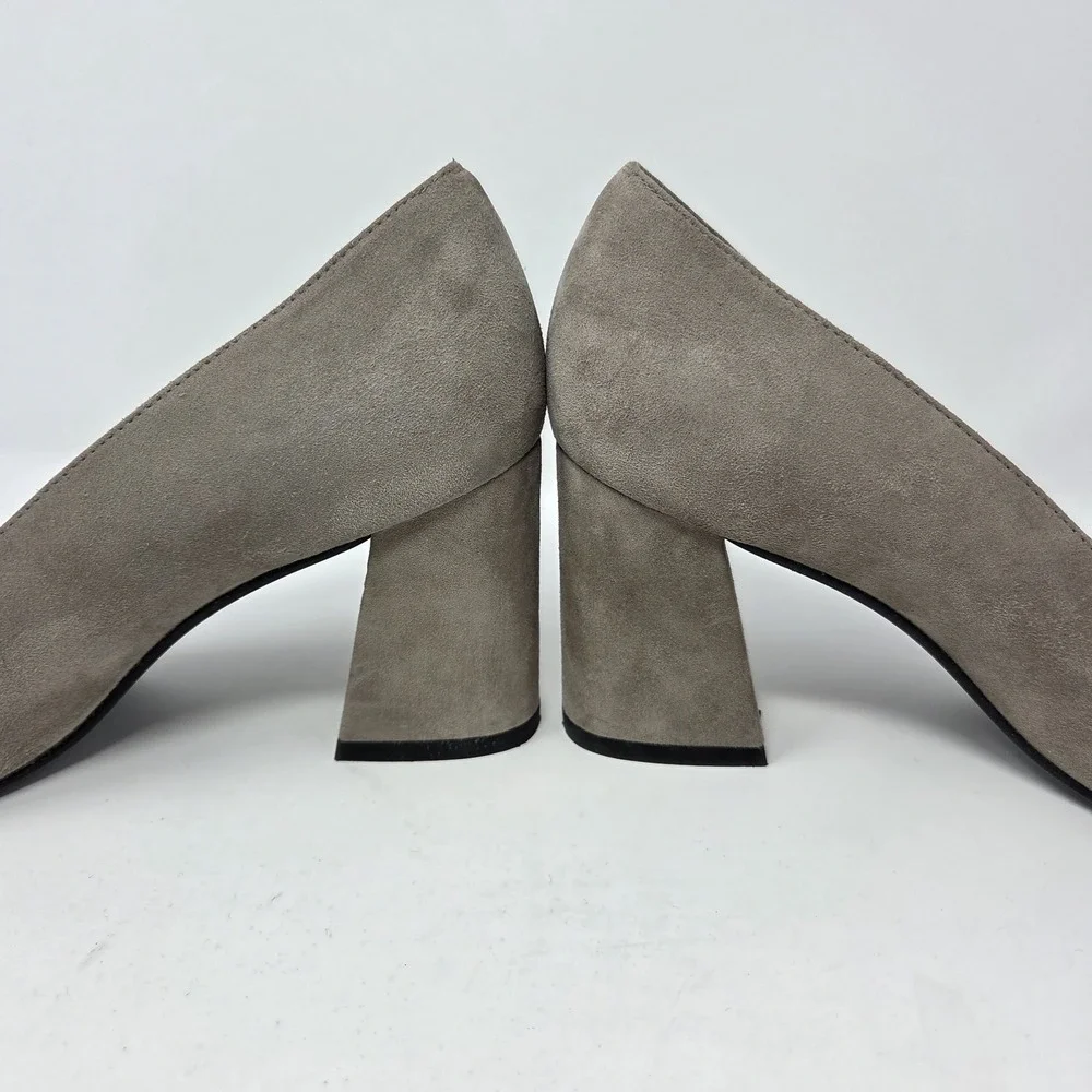 Stuart Weitzman Size 6 Midmary Light Gray Suede Block Heel Pump Women's NICE